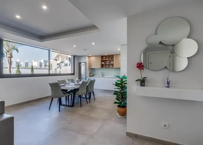 Rust En Luxe In The *