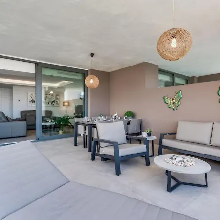 Rust En Luxe In The