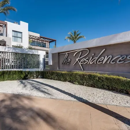 Rust En Luxe In The *